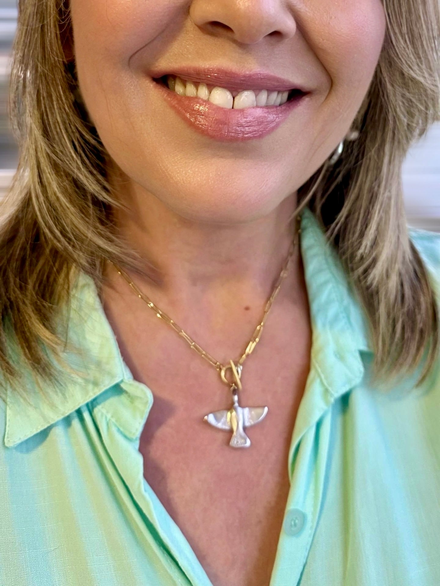 Colar Espirito Santo