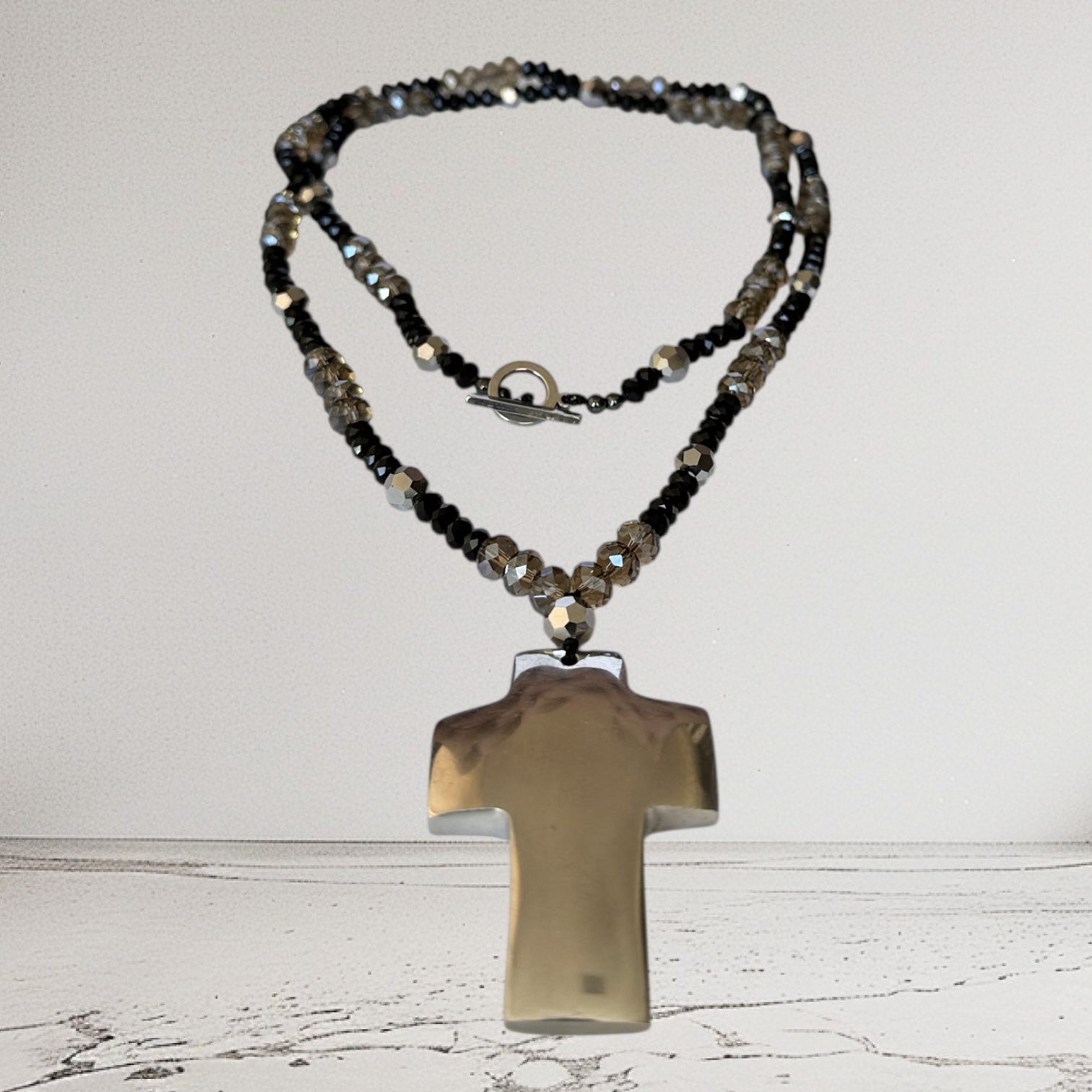 Colar Cruz Black Longo