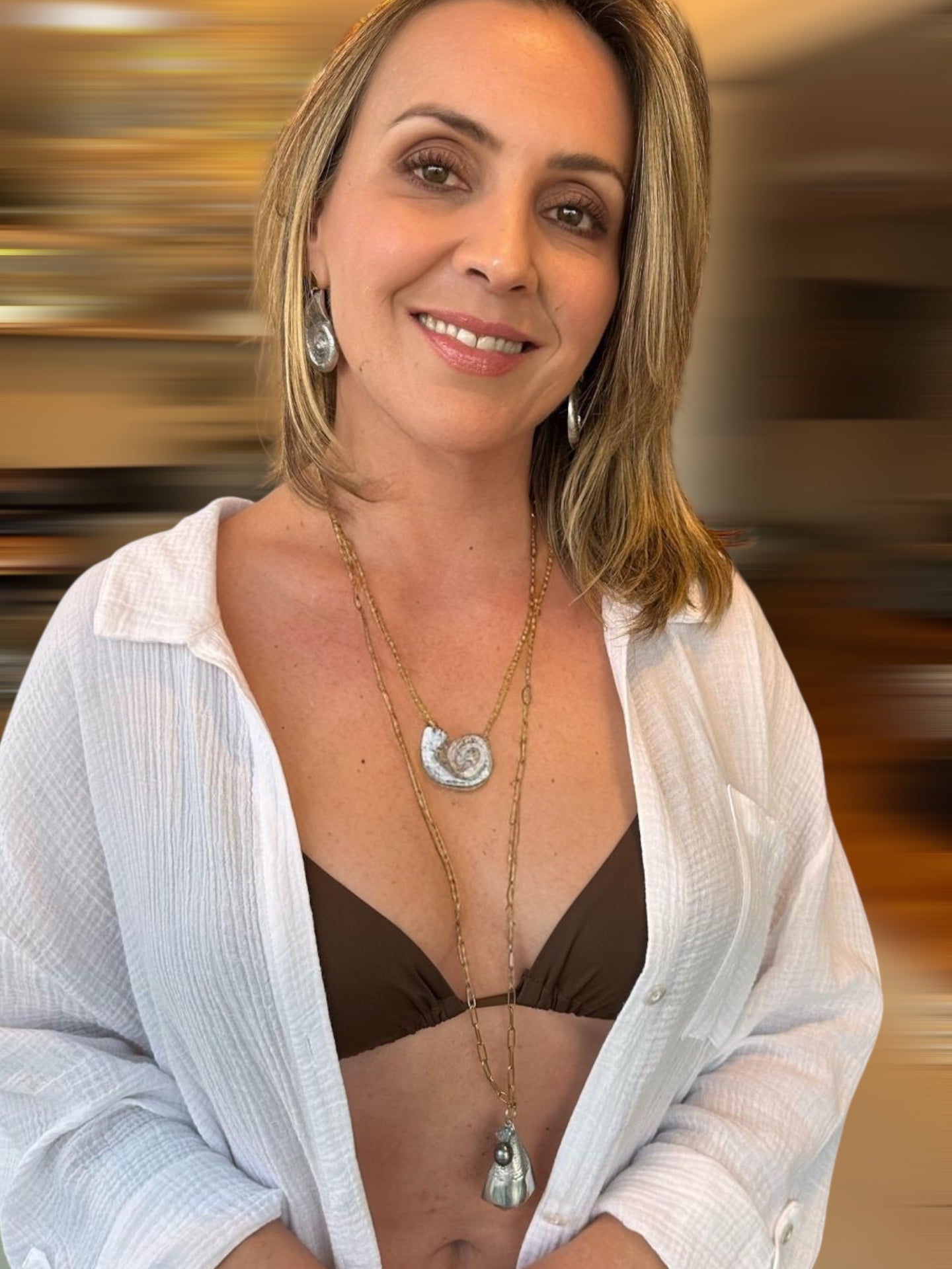 Colar Abismo Dourado