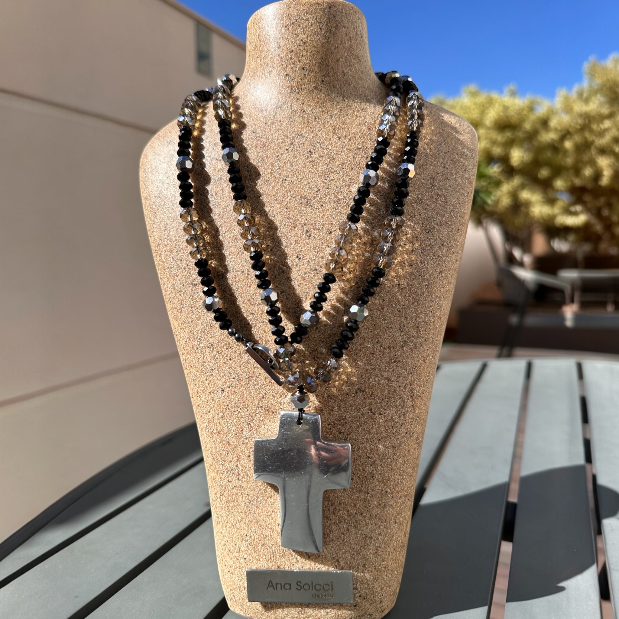 Colar Cruz Black Longo